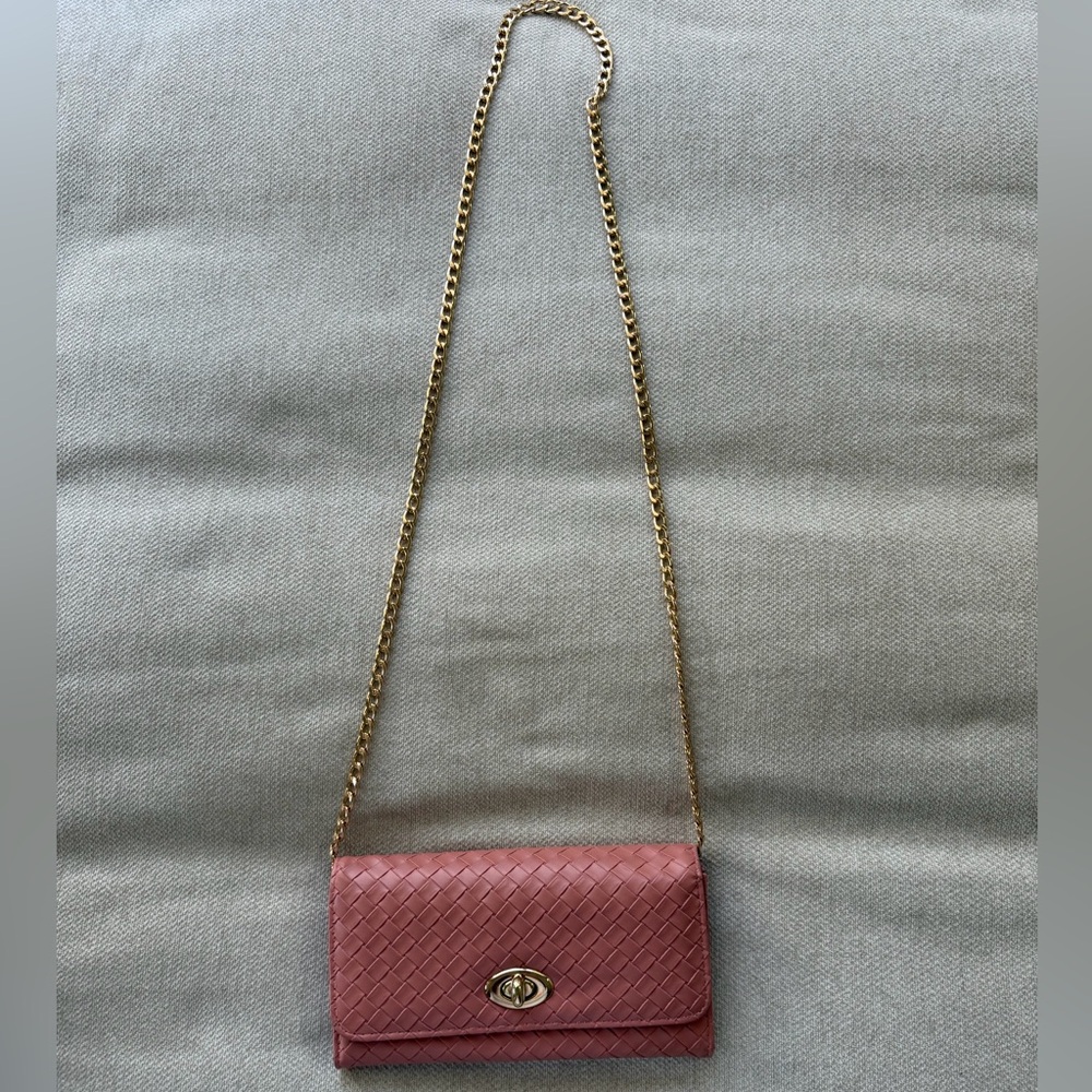 Woven Pink Leather Crossbody Bag with Gold Chain